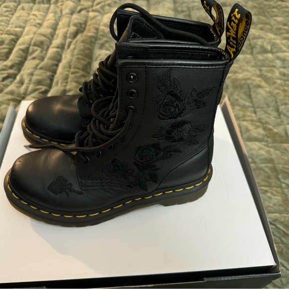 Dr Martens black rose embroidered combat boots - Picture 2 of 5